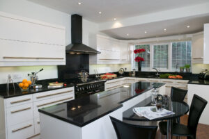 Manhattan - High Gloss White 01