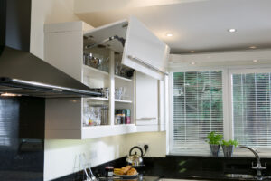 Manhattan - High Gloss White 03