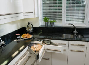 Manhattan - High Gloss White 04